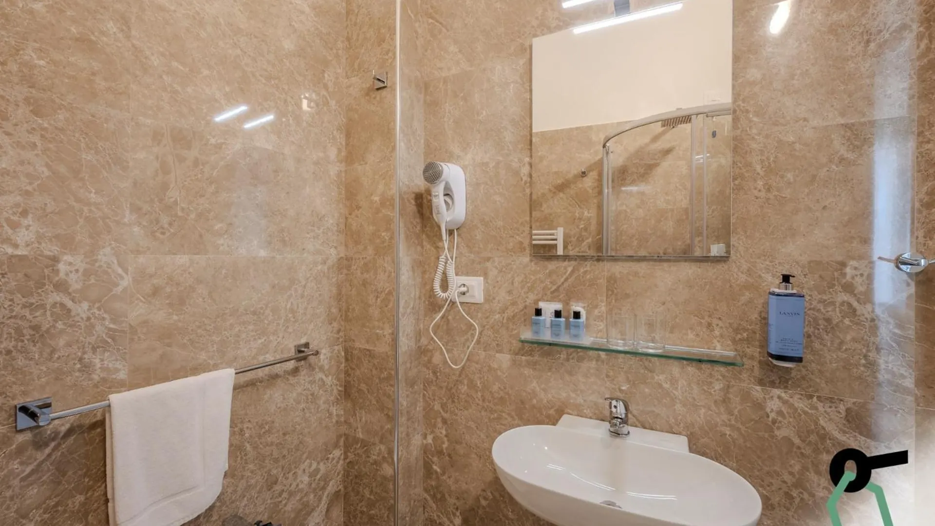 Hotiday Room Collection - Porto Venere 4*,  Italy